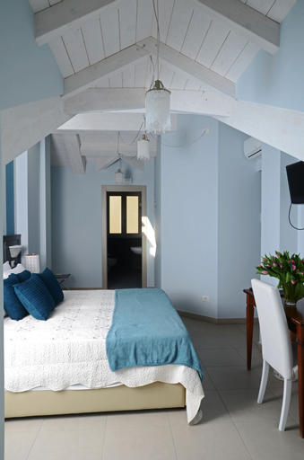 Bedroom 25