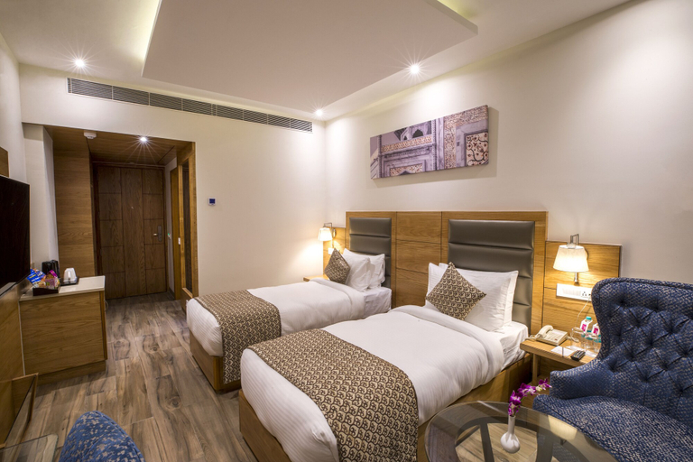 Bedroom 2, Regenta Central Cassia Zirakpur Chandigarh, Sahibzada Ajit Singh Nagar