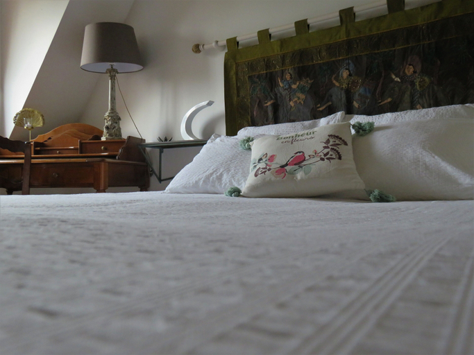 Bedroom 4, Chambres d'Hôtes L'Echappée Belle, Loiret