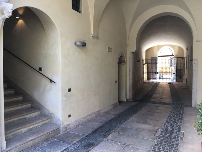 Others 4, Suite Palazzo Guerrieri da Fermo, Mantua