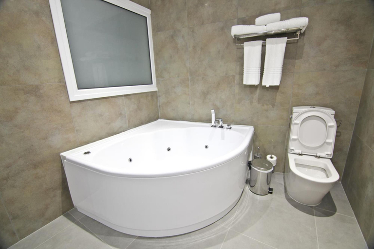 Bathroom 5, Achilleos City Hotel, Larnaca