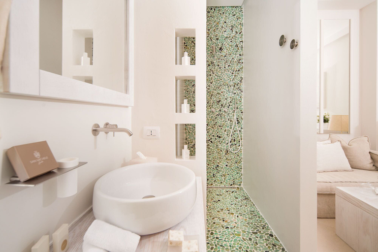 Bathroom 5, San Michele Suite, Bari