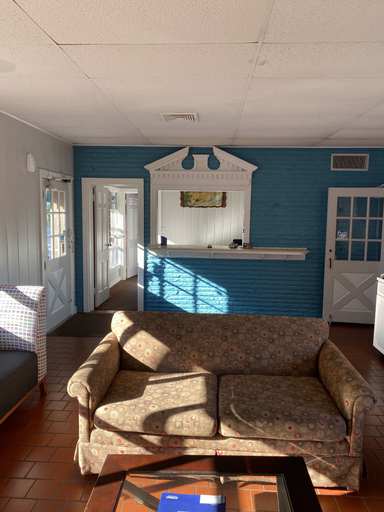 Others 4, Colonial Manor Motel, Escambia