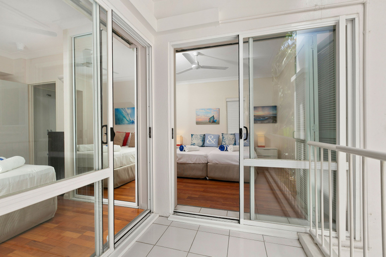 Bedroom 3, Beachfront Apt In Alamanda Beachfront Resort 25, Cairns