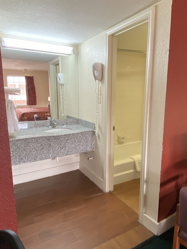 Others 4, Travel Inn Lackland Seaworld, Bexar