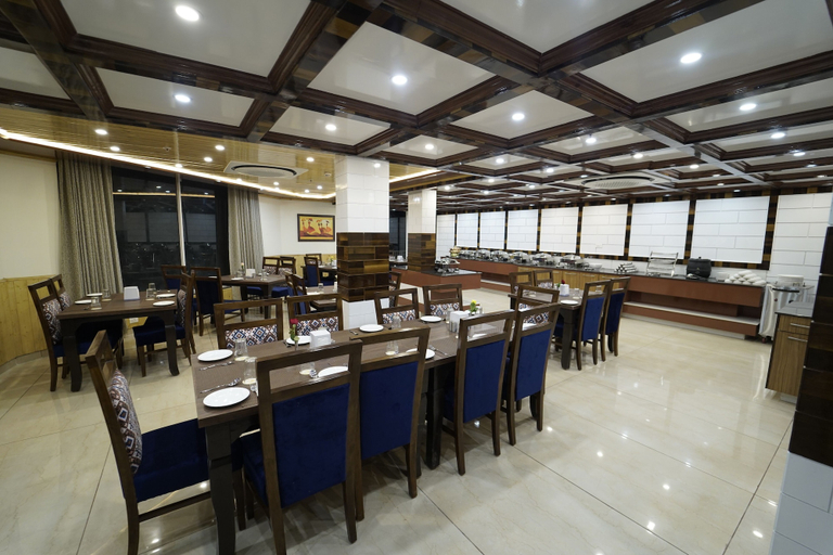 Food & Drinks 4, Abhilashi Residency & Spa Manali, Kullu