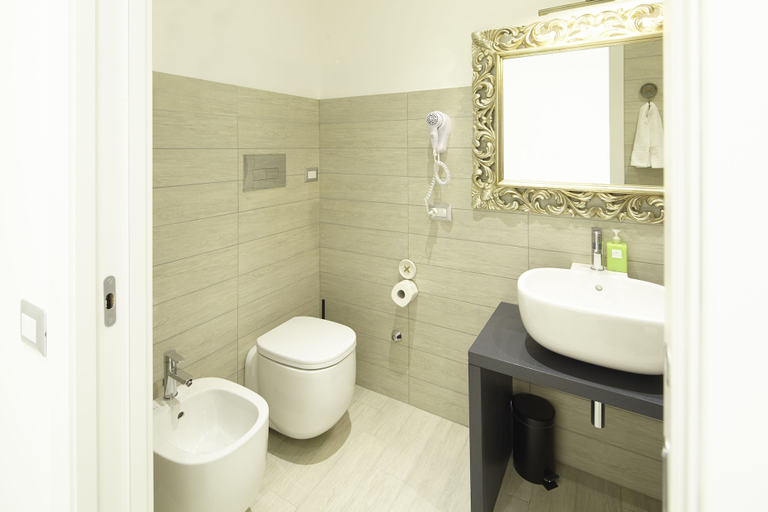Bathroom 5, Affittacamere Arosio, Monza and Brianza