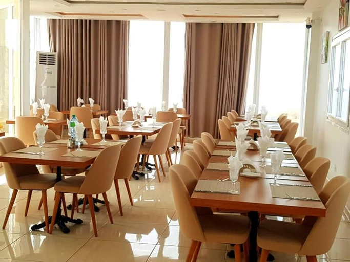 Food & Drinks 4, Hôtel Colonia, Dakar