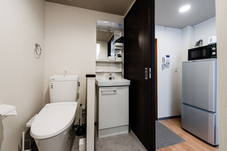 Bathroom 3, Hale Hotel Miyakojima, Miyakojima