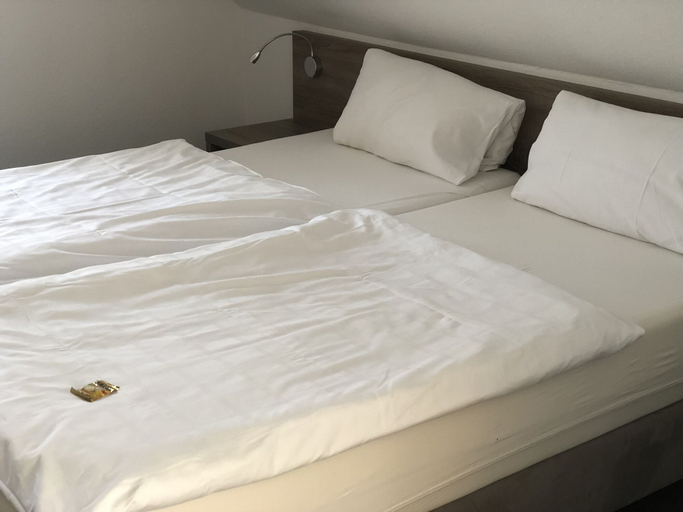 Bedroom 4, Hotel Junkerhaus, Lippe