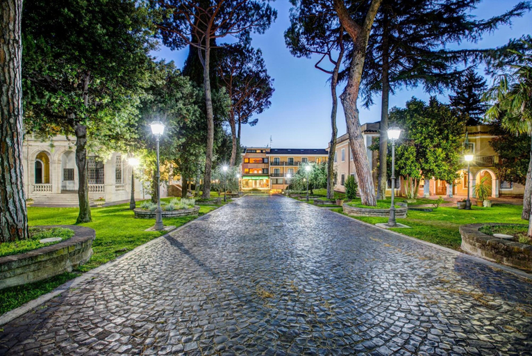 Exterior & Views 2, Appia Park Hotel, Roma