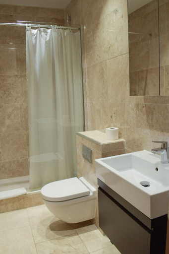 Bathroom 3, Osborne Apartments, East Sussex