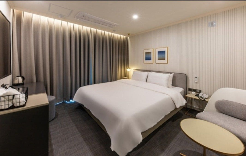 Bedroom 4, Brown Dot Hotel Deokcheon, Buk