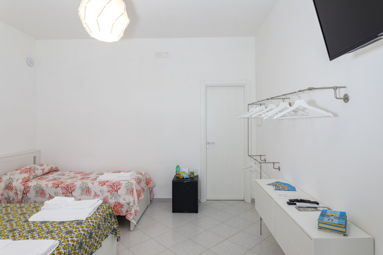 Bedroom 3, La casa sul faro, Napoli