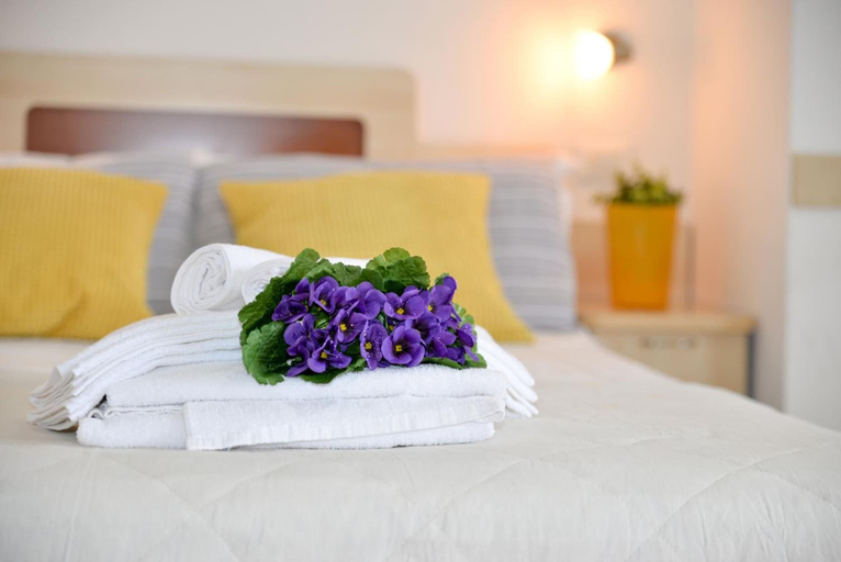 Bedroom 2, Residence Mediterraneo, Rimini