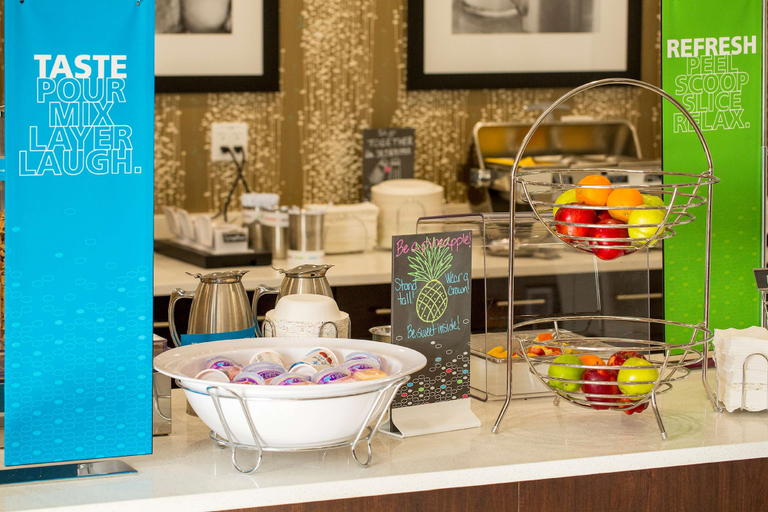 Food & Drinks 5, Hampton Inn McPherson, McPherson