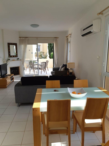 Others 4, Remarkable 2-bed House in Poli Crysochous