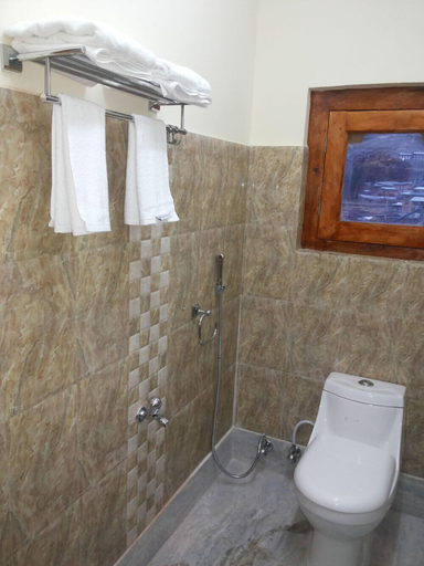 Bathroom, City Hotel, Wangchang
