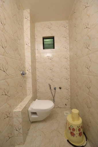 Bathroom 4, Hotel Scintilla, Gir Somnath