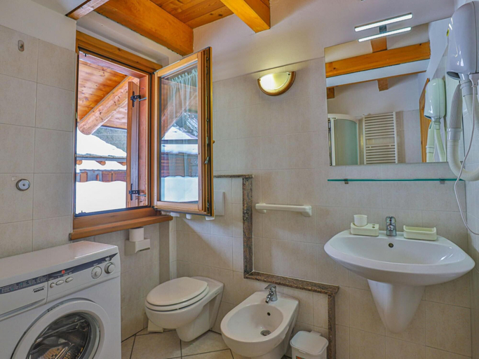 Bathroom 5, Apartment La Gran Becca - ID 3950, Aosta