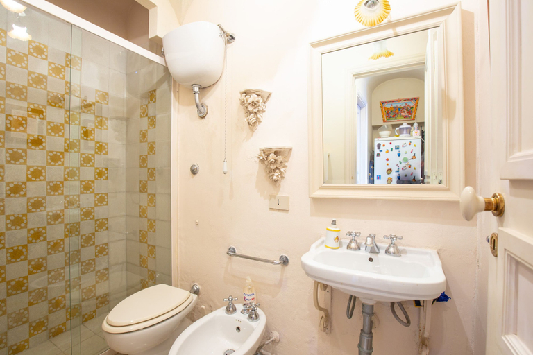 Bathroom, Solemar Sicilia - Casa Porto Bagnera, Palermo