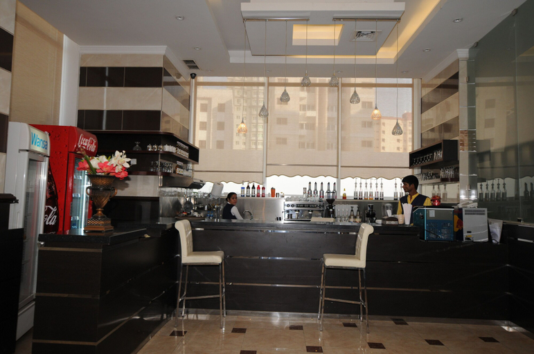Food & Drinks 4, Al Muhanna Plaza Hotel, Salmiya