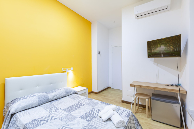 Bedroom 3, Alloggi Costantini, Rome