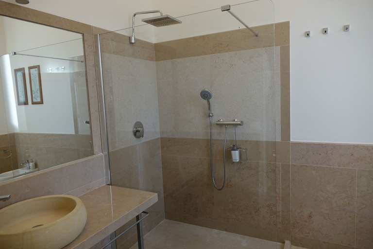 Bathroom 5, Casina Romita, Lecce