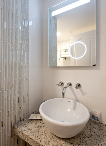 Bathroom 4, Hotel Club del Golf, General Pueyrredón