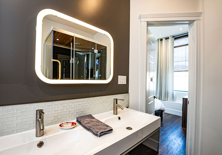 Bathroom 2, In the Heart of it All by Revelstoke Vacations, Columbia-Shuswap