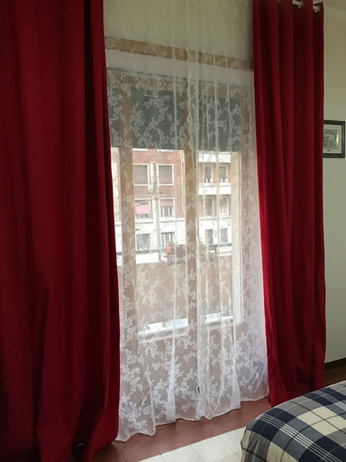 Bedroom 3, Pardis, Rome