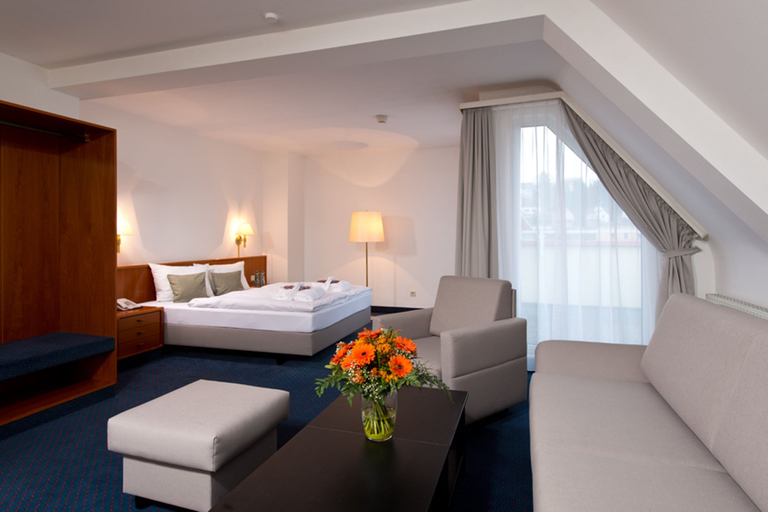 Bedroom 3, ACHAT Hotel Neustadt an der Weinstraße, Neustadt an der Weinstraße