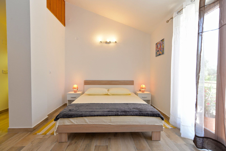 Bedroom 2, Apartment 1674, Pula