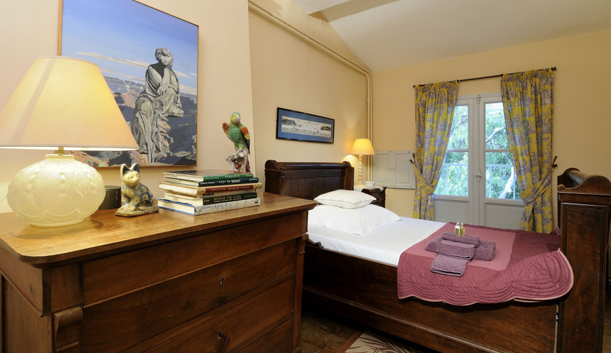 Bedroom 3, Chateau De Raissac, Hérault