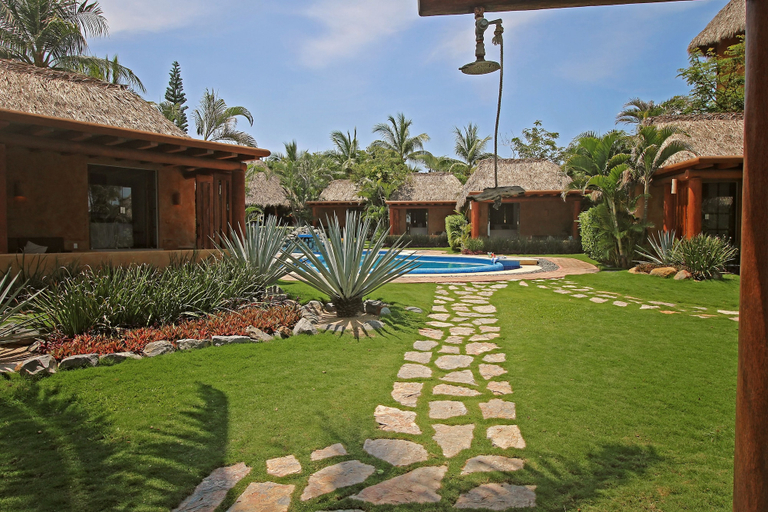 Exterior & Views 2, The Inn at Manzanillo Bay, La Union