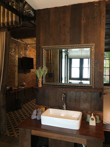 Bathroom 4, PX122 DBest HOTEL, Muang Nan