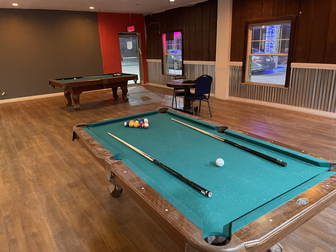 Others 5, B&J Hotel and Apartment, Reeves