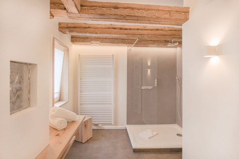 Bedroom 3, Hotel Engel, Ortenaukreis