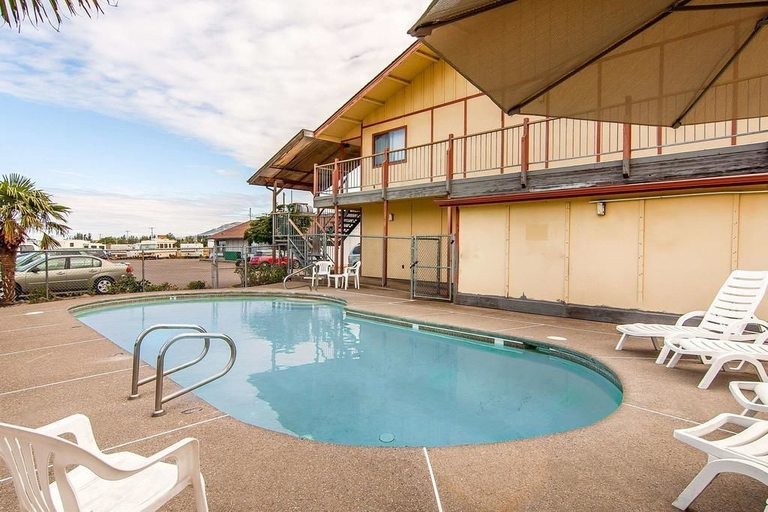 Sport & Beauty 5, Ashland Valley Inn, Jackson
