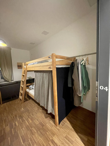 Bedroom 4, JC&BLUE Guesthouse - Hostel, Frankfurt am Main