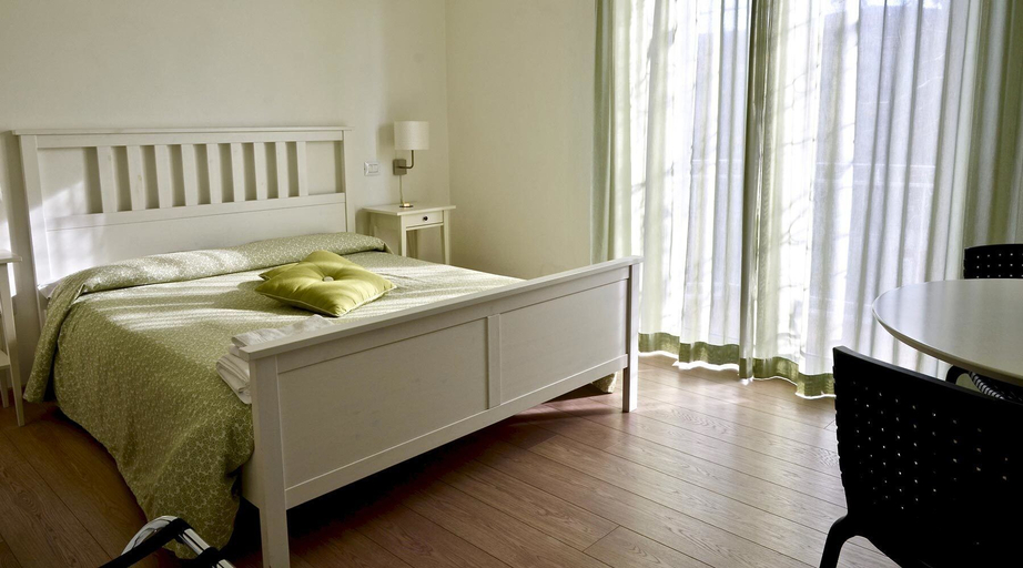 Bedroom 4, Petit Hotel, Lucca