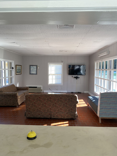 Others 5, Colonial Manor Motel, Escambia