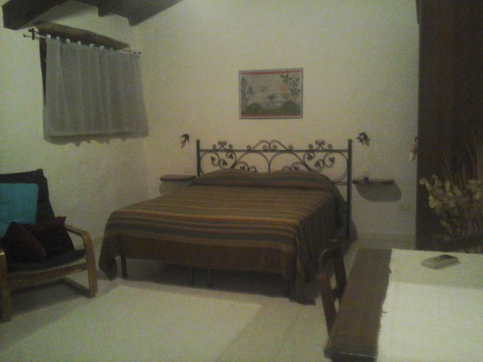 Bedroom 5, Locanda La Rosa, Medio Campidano