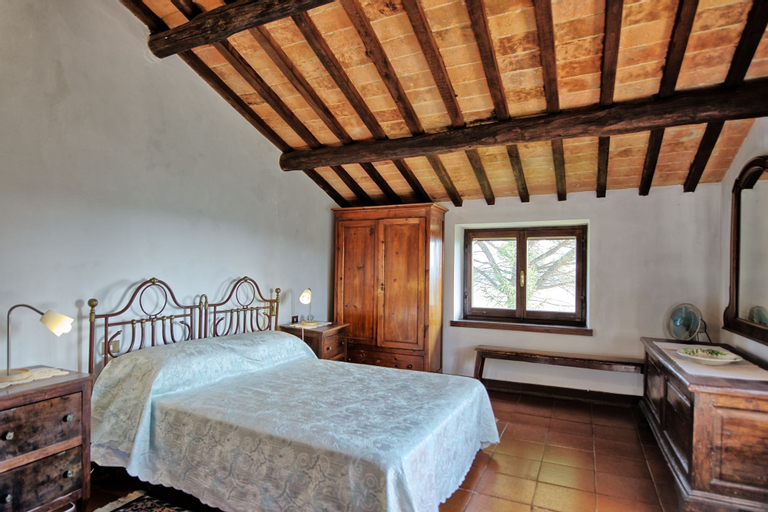 Bedroom 3, Casale Giulio, Siena