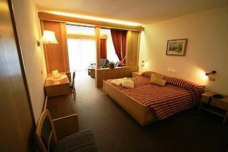 Bedroom 3, Residence Anda, Trento