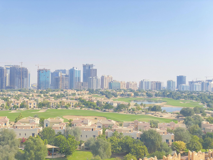 Others 5, Lux BnB Elite Residences I Golf Course Views, Dubai