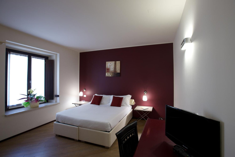 Bedroom 3, Hotel Leon D'Oro, Mantua