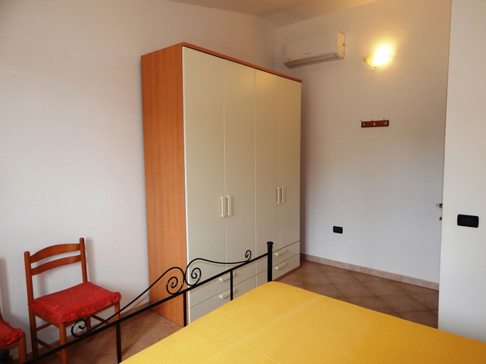 Room 3, Casa Civetta, Nuoro