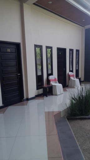 Exterior & Views 2, Jaya Phita Guest House, Kupang