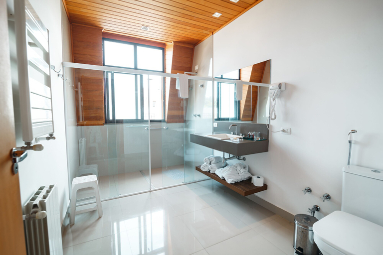 Bathroom 4, Pousada Luís XV, Campo Limpo Paulista